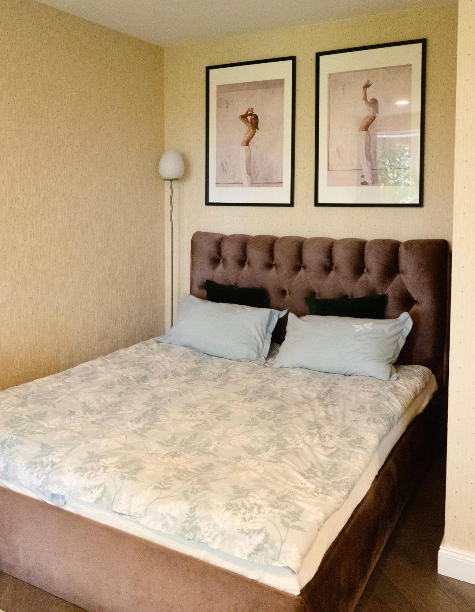 Petite City Centre Apartment Шяуляй Экстерьер фото